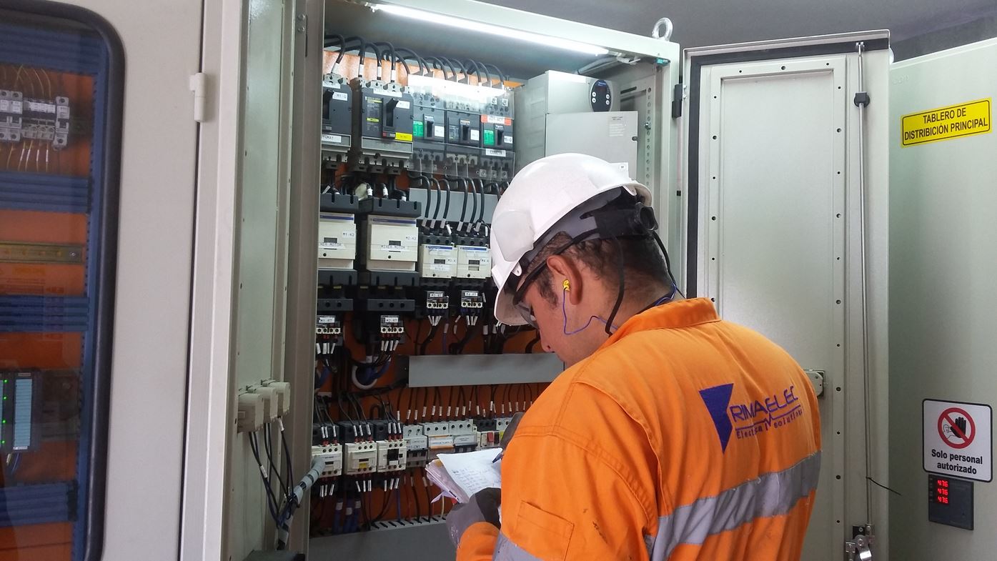 Diseño y construcción de gabinetes eléctricos